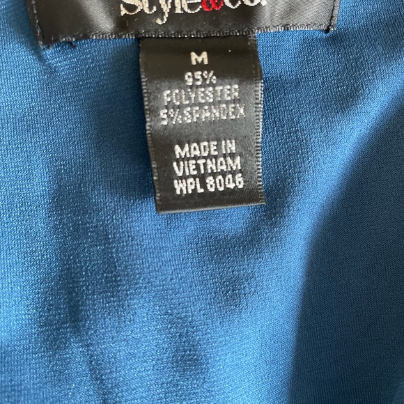 Dress - Picture 2 of 3